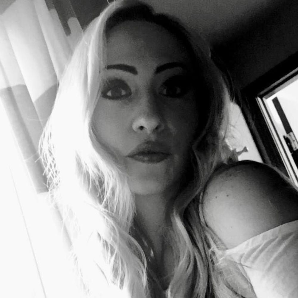 Meet your Posher, Angie